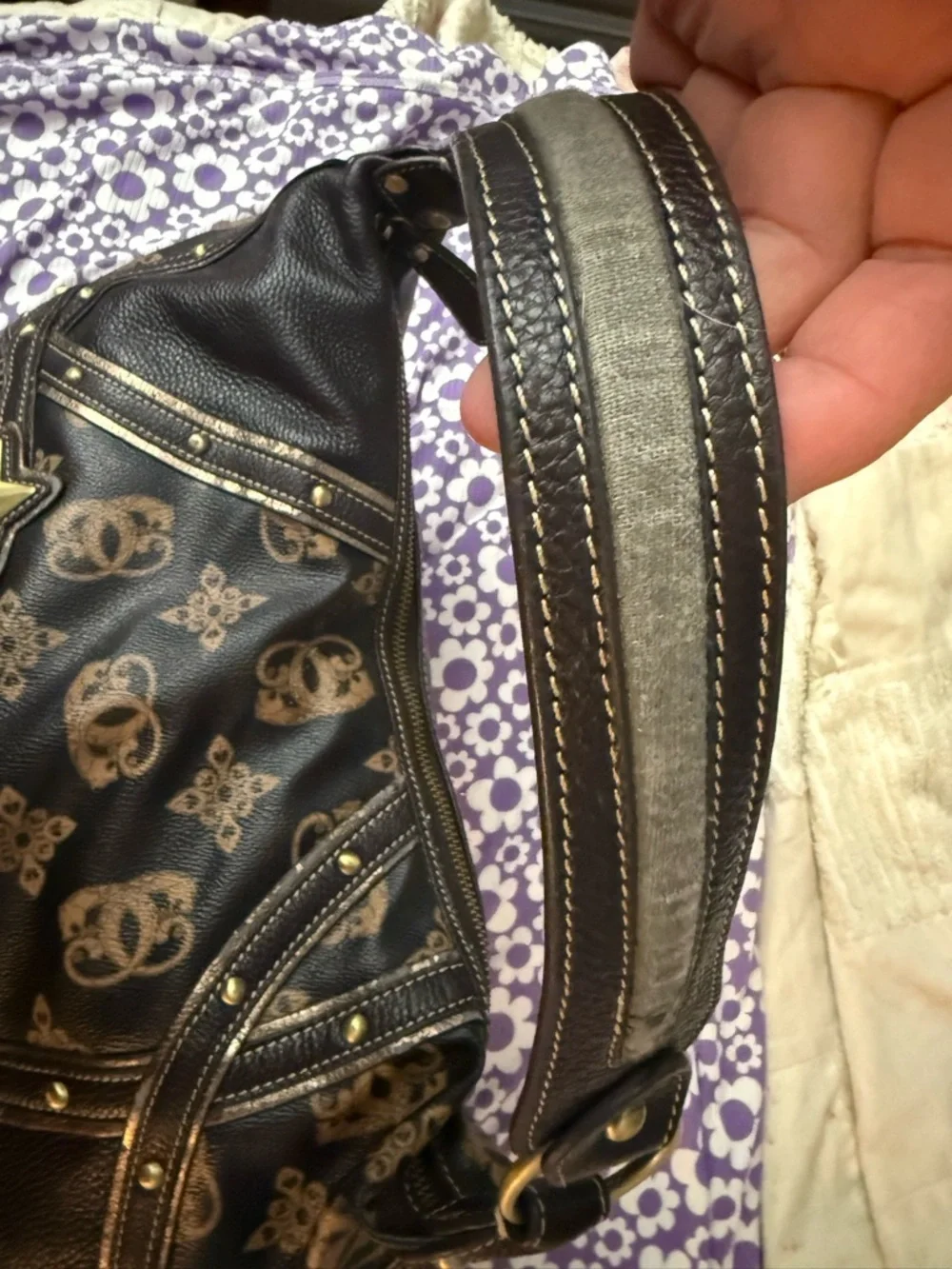 Sharif Vintage Y2K Leather Star Studded Hobo Bag